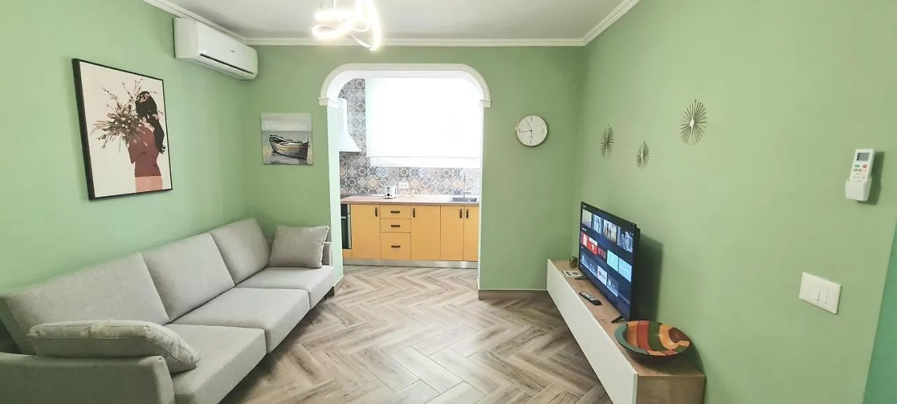 2V1 - Blloku Zy Apartment Tirana