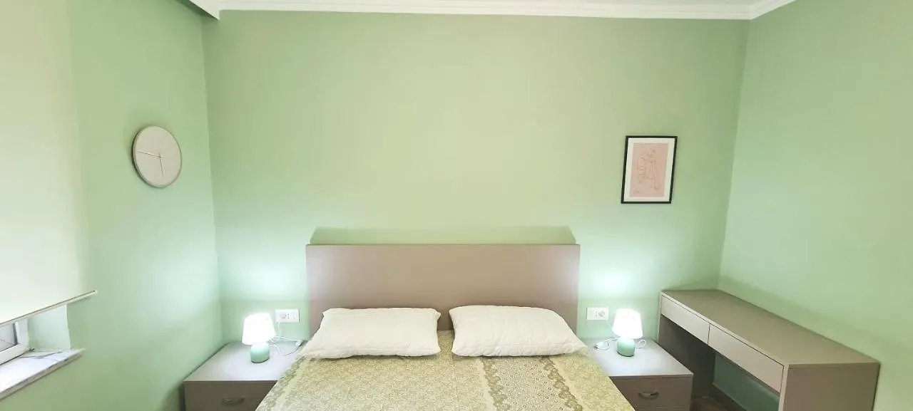 2V1 - Blloku Zy Apartment Tirana Albania