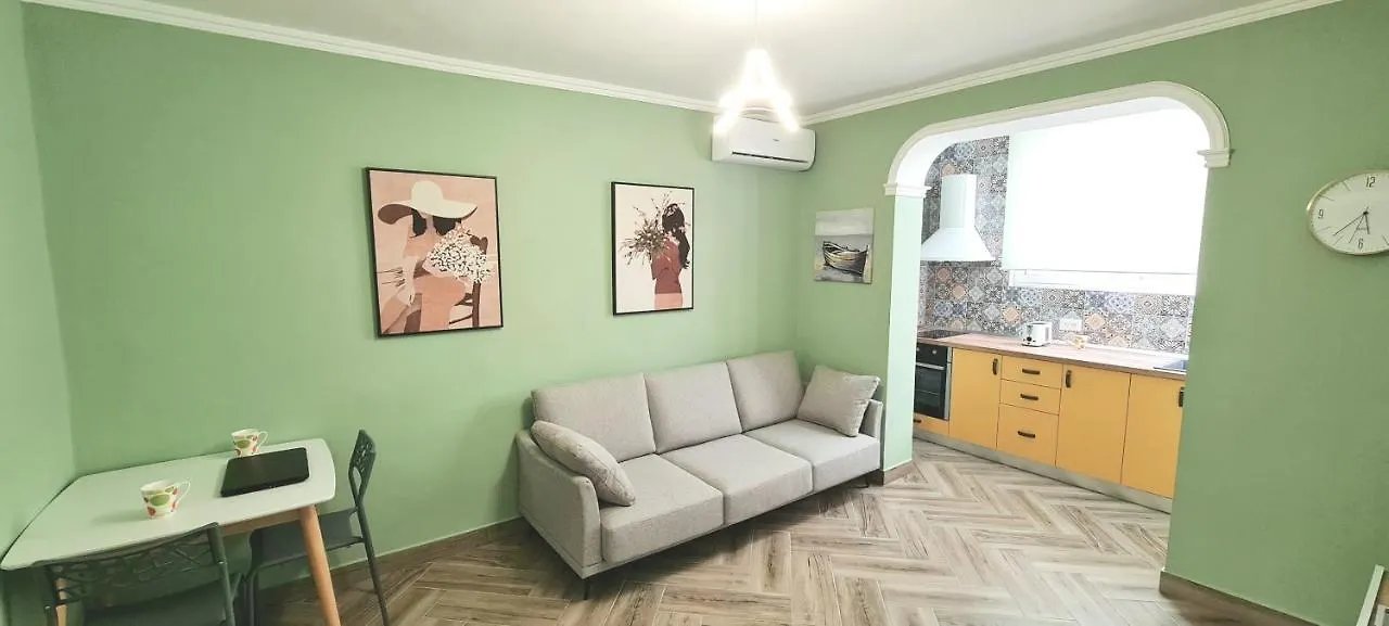2V1 - Blloku Zy Apartment Tirana 0*,