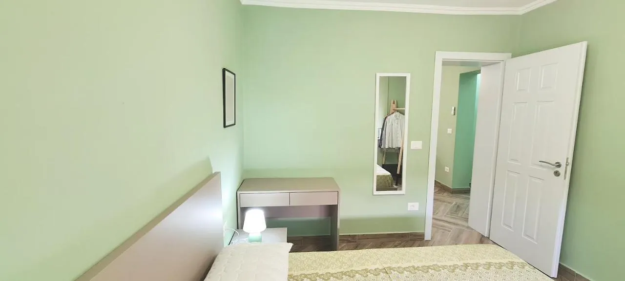 2V1 - Blloku Zy Apartment Tirana Albania