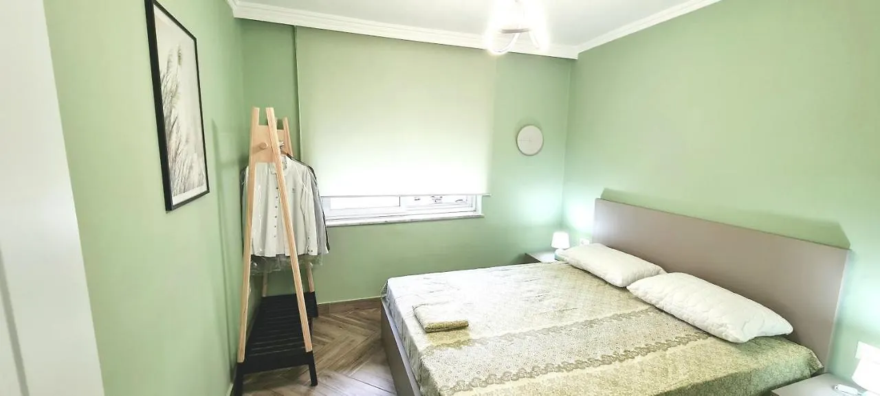 2V1 - Blloku Zy Apartment Tirana