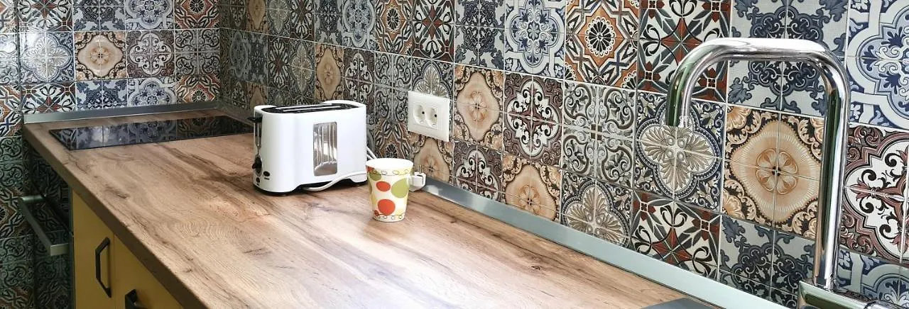 2V1 - Blloku Zy Apartment Tirana